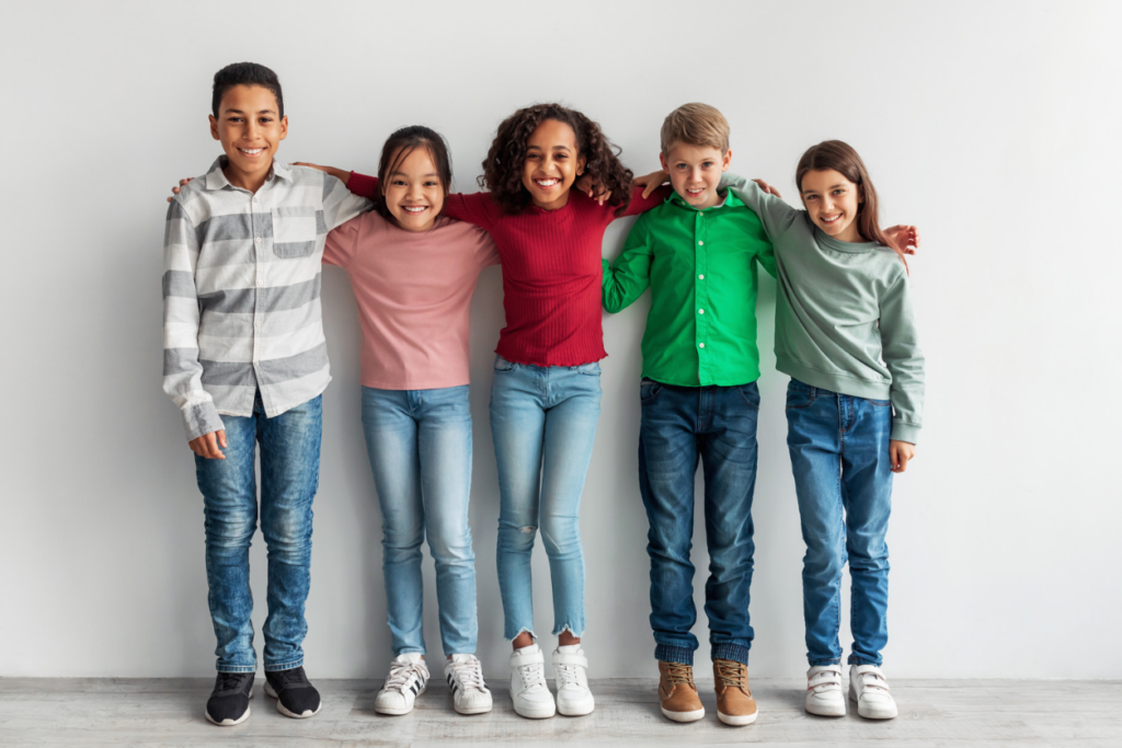 15 Best Jobs for 13 Year Olds That Pay: A Guide for Parents